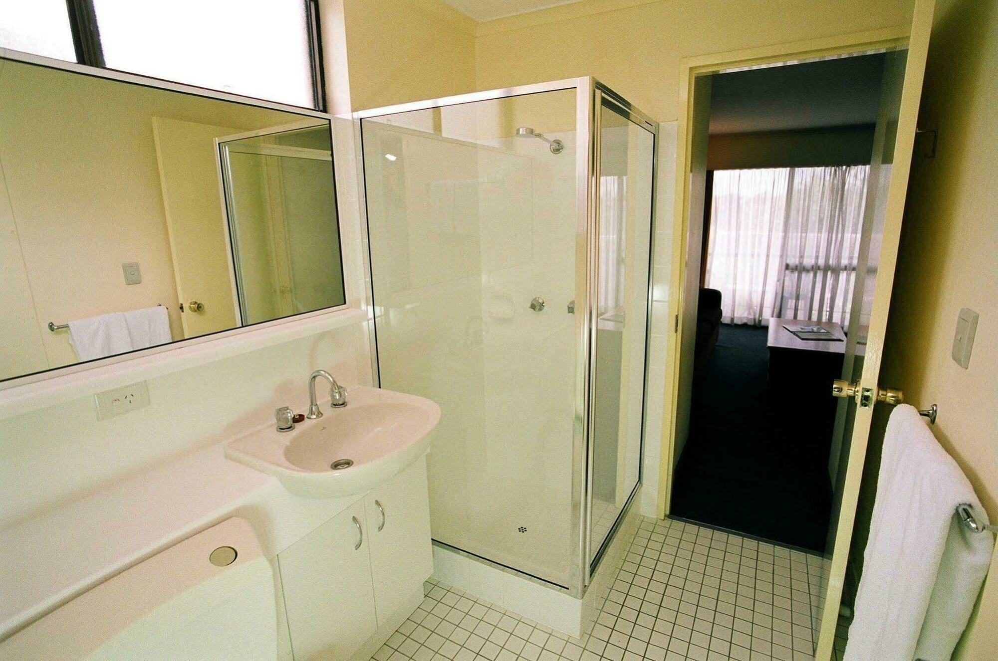 Mt Ommaney Hotel Apartments Brisbane Zewnętrze zdjęcie
